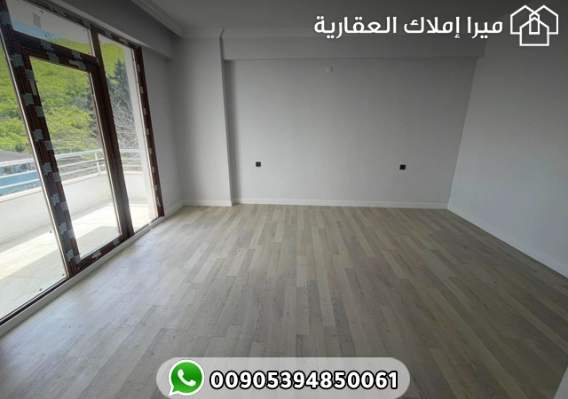 بيت العائلة المثالي: شقة 3 غرف وصالة بواجهة بحرية في يومرا طرابزون